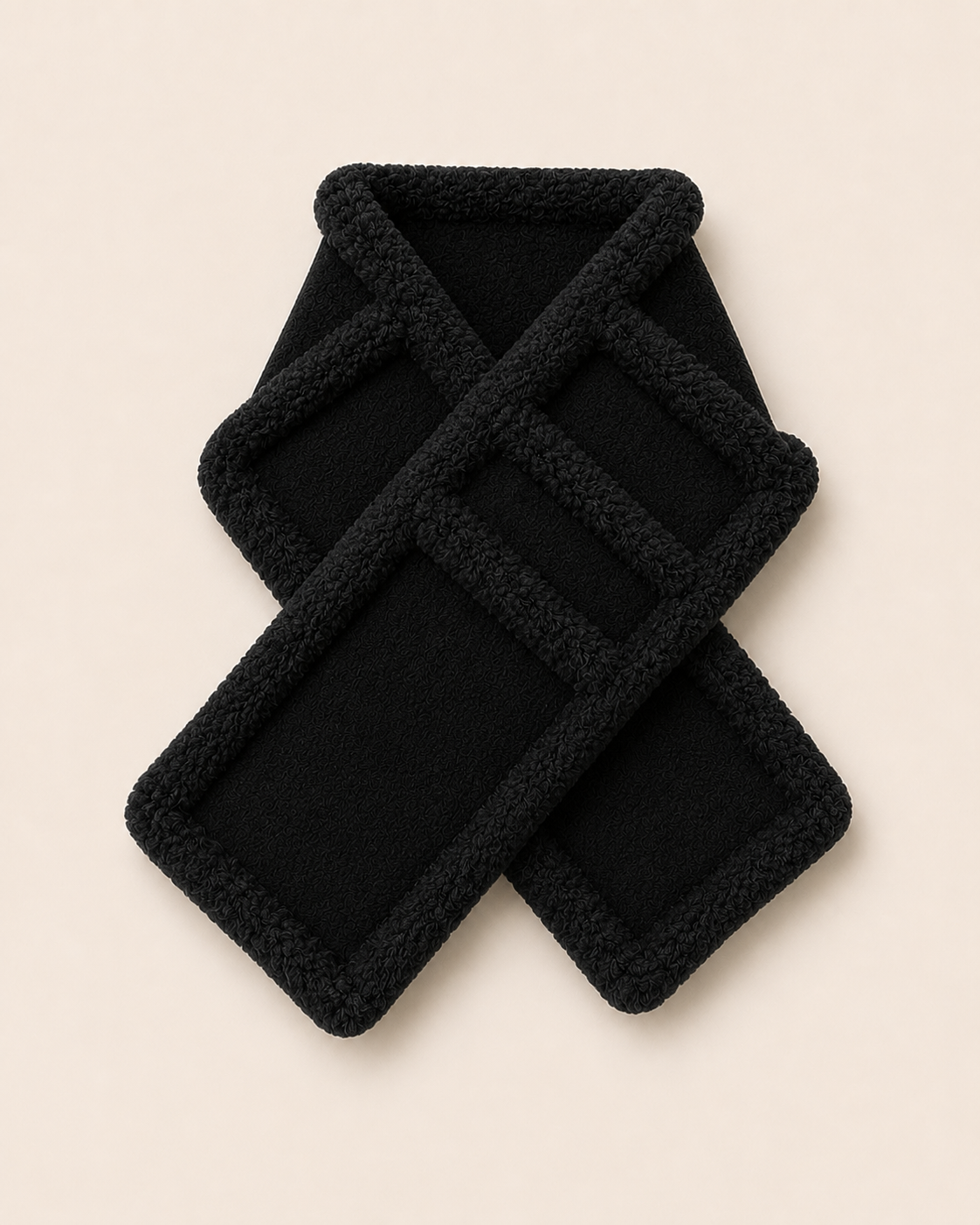 Woolsy Classic Shearling Scarf in Black