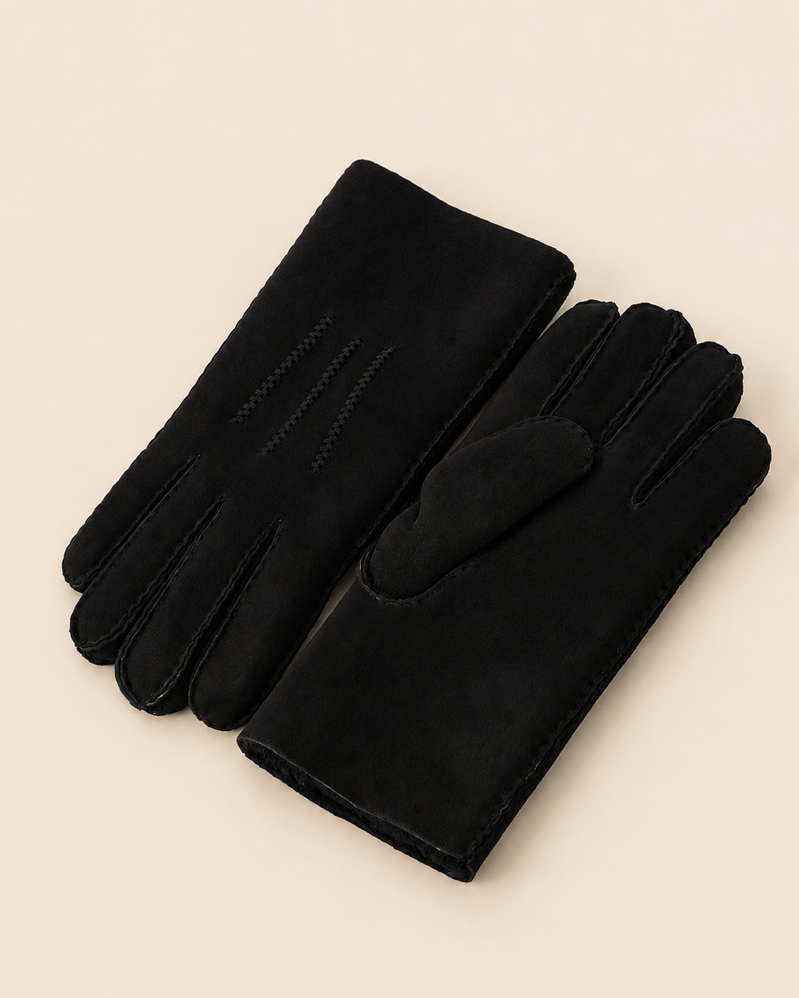 Woolsy Men’s Classic Shearling Gloves in Black