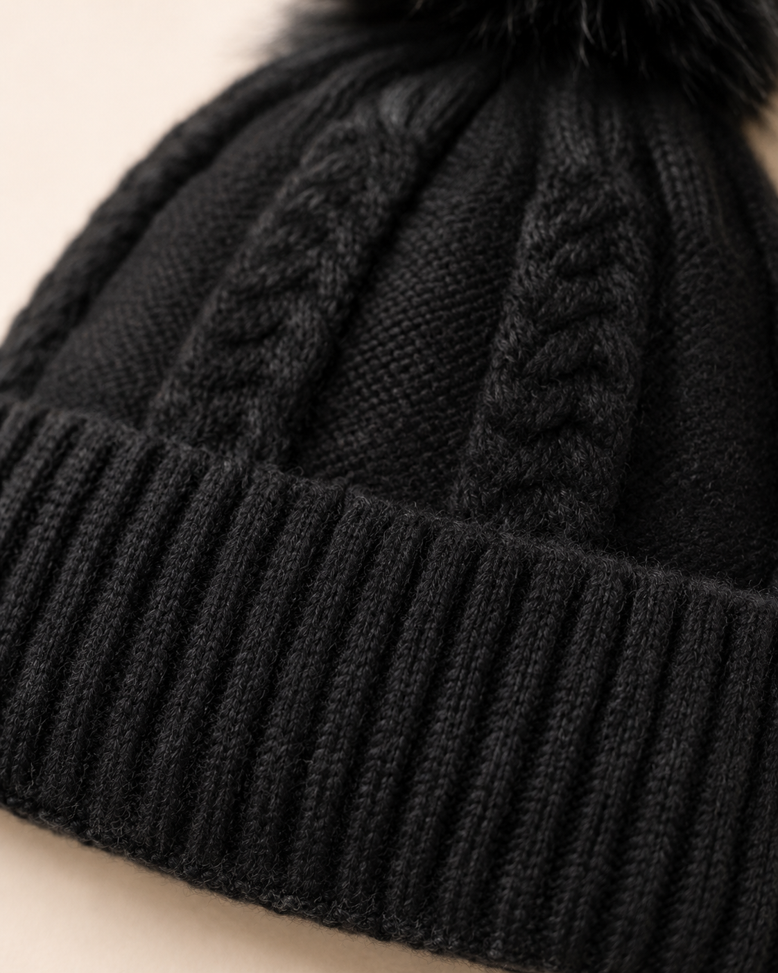 Woolsy Cashmere Wool Pompom Hat - Black Fox