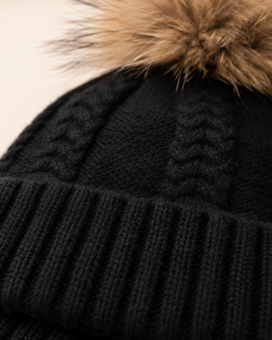 Woolsy Cashmere Wool Pompom Hat - Finn