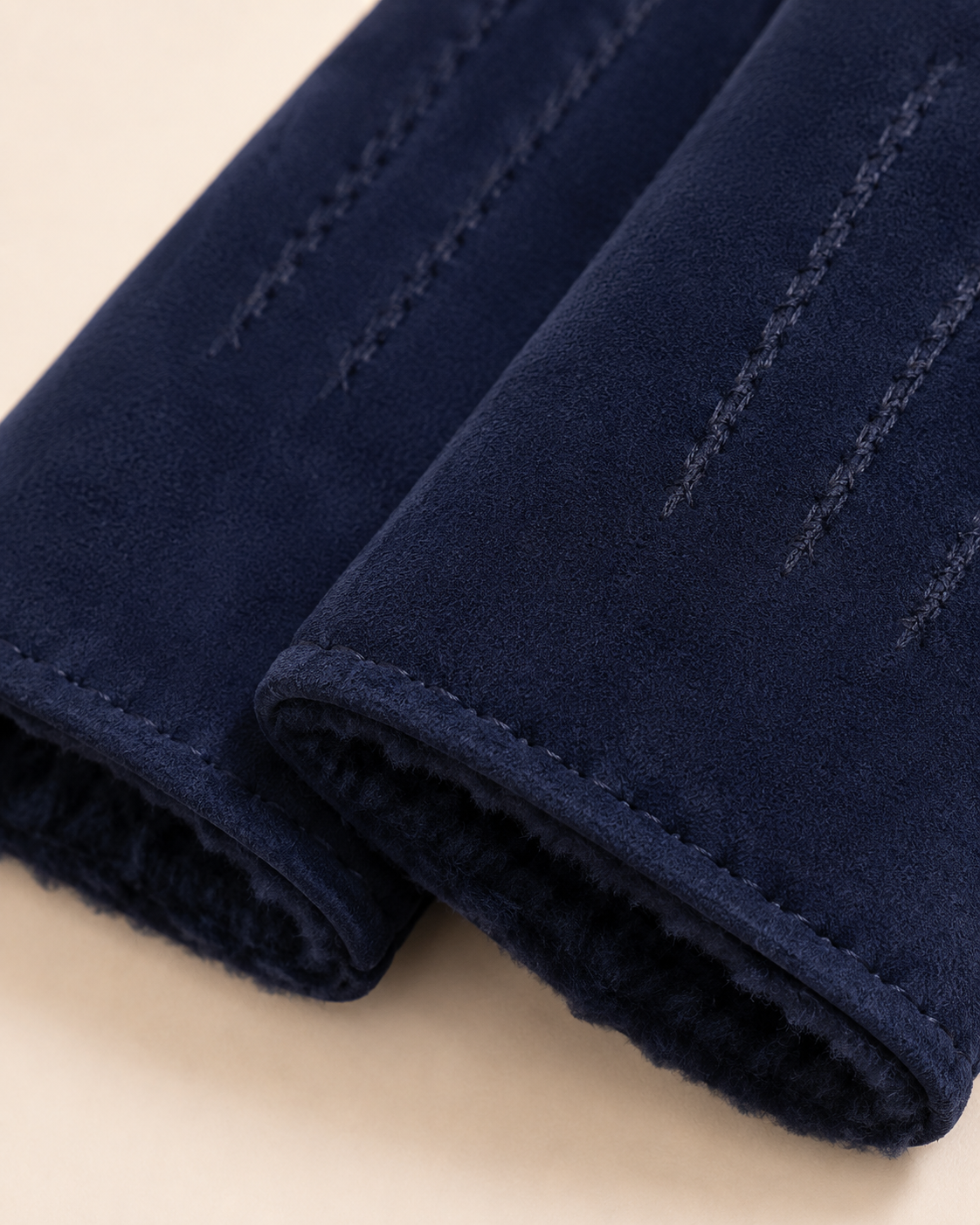 Woolsy Men’s Classic Shearling Gloves - Navy with Navy