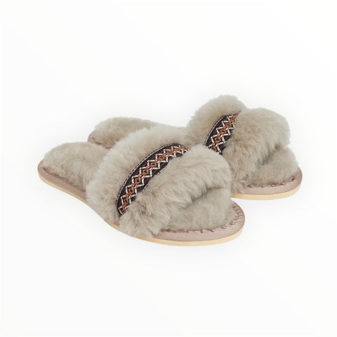Woolsy Embroidery Shearling Slipper