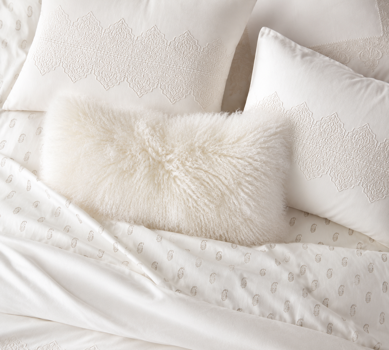 Woolsy Mongolian Sheepskin Pillow — White